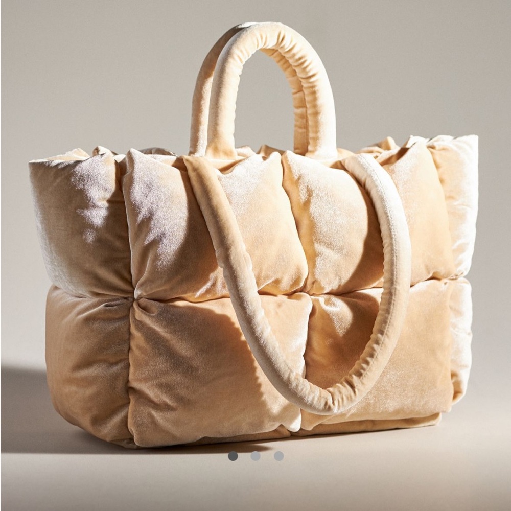 NWOT Anthropologie velvet puffer tote